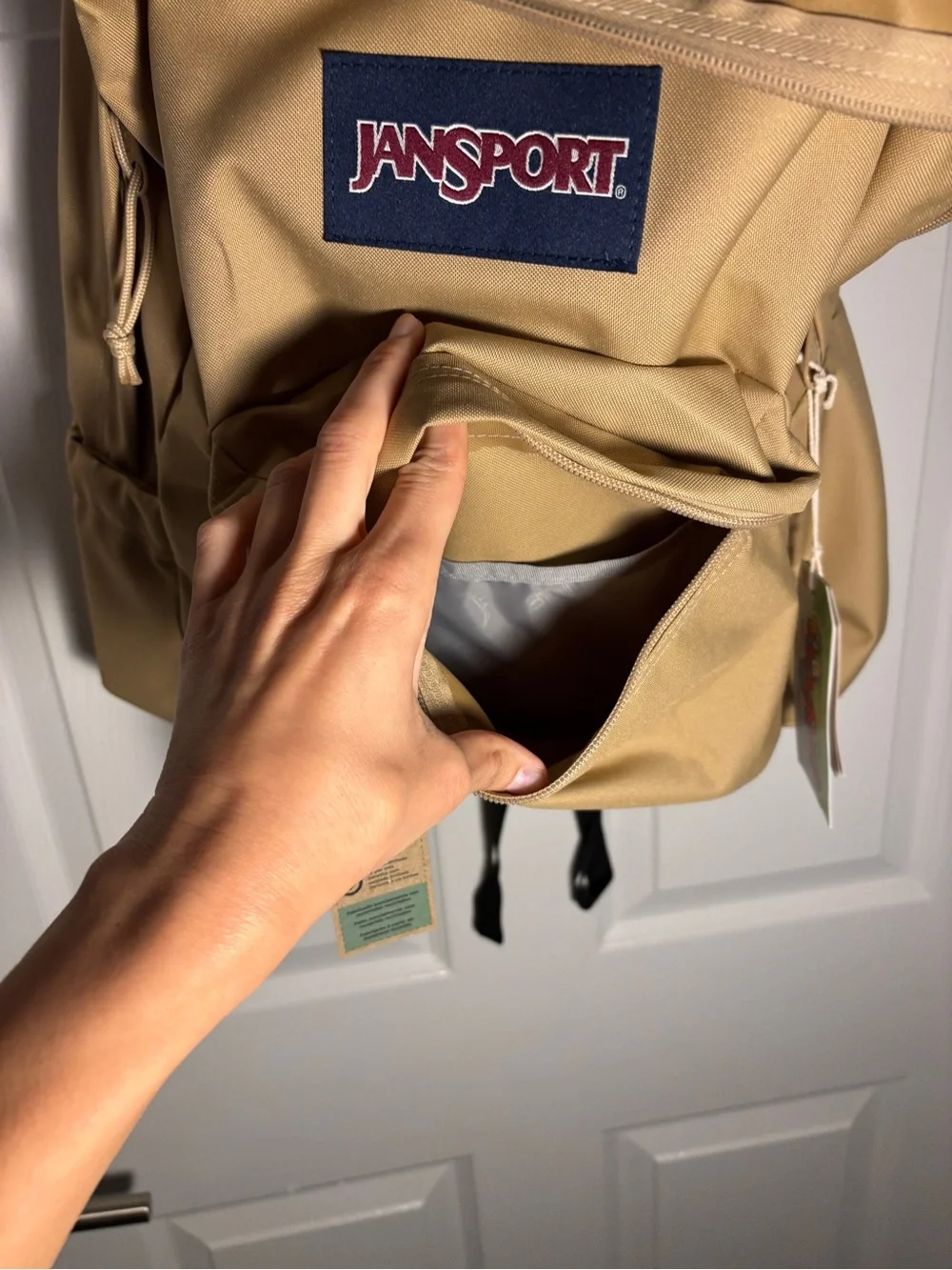 New with Tags Jansport SuperBreak Plus Backpack Travertine Laptop Sleeve
